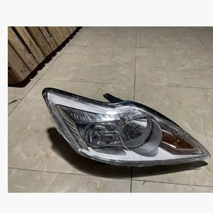 ไฟหน้าสำหรับรถฟอร์ด คลาสสิค ฟ็อกซ์ ปี 2009-2013 - Product Image 2