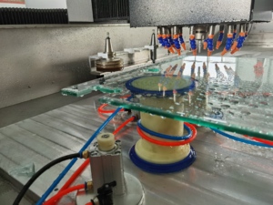 ศูนย์งานแก้ว CNC ประสิทธิภาพสูงสำหรับการเจาะกระจกกั้นสำนักงาน ขัดแผงเฟอร์นิเจอร์ และตกแต่งขอบ - Product Image 3
