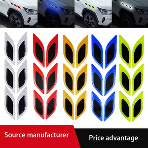 Tiras Reflectantes de Fibra de Carbono 3D para Coche, Pegatina Reflectora, Cinta de Advertencia de Seguridad para Camión, Accesorios Exteriores - Product Image 4