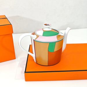 Juego de Té de Vidrio Blanco de 5 Piezas Estilo Americano con Diseño Ecológico, Capacidad de 500ml-1L, Herramienta para Café Más Vendida para Uso Doméstico - Product Image 3