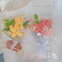 Bouquet de fleurs de lys au crochet, fleurs artificielles en fil tricoté faites à la main, cadeau pour la fête des mères, cadeau pour maman, anniversaire, décoration de la maison