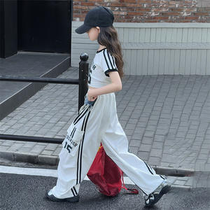 Teenager Mädchen Schwarz Weiß Buchstabe Nummer Druck Crop Top Patchwork Hose 2 Pcs Cool Suit Set - Product Image 3