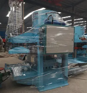 Fabriekslevering Voorzien Van Het Snijden Van Terrazzo Tegels Met Een Machine