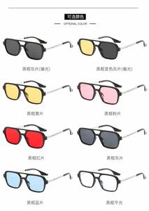 <span class=keywords><strong>Gafas</strong></span> de sol con montura cuadrada grande de doble haz para hombre de Iron Man, que cambian de Color, fotocromático, azul, negro, blanco, dorado, opciones de espejo - Product Image 3