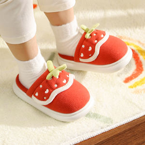 2025 nouveau mignon enfants dessin animé hiver pantoufles confortable chaud maison chaussures garçons filles intérieur maison moelleux pantoufles noël - Product Image 5