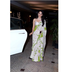 Sari de soirée avec blouse surat de créateur matière sari de broderie indienne Bollywood avec blouse grossiste couple couleur saree Alphanumero - Product Image 3