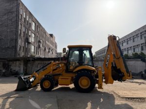 Chargeuse-pelleteuse JCB 3CX entièrement nouvelle et haute performance, machine polyvalente pour le creusement et le chargement de matériaux - Product Image 4