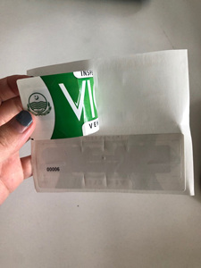 <span class=keywords><strong>Rfid</strong></span> <span class=keywords><strong>Tag</strong></span> EM4423 Tần Số Kép Inlay Thẻ Kiểm Soát Truy Cập <span class=keywords><strong>RFID</strong></span> Kính Chắn Gió Nhãn UHF <span class=keywords><strong>Tag</strong></span> - Product Image 5