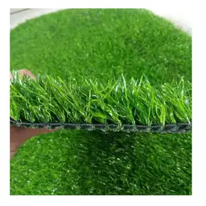 Grass Turf Hochwertiger Roll Green Grass Teppich Kunstrasen Teppich Rasen und Garten Simulierter Rasen für Fußballplatz