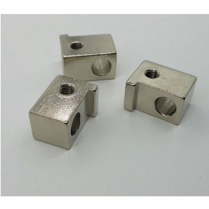 Fabrication de pièces métalliques en laiton de haute précision par usinage CNC, filetage M4, service CNC OEM ODM - Product Image 2
