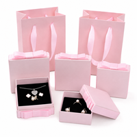 Service de conception graphique personnalisée OEM avec logo pour emballages de boîtes cadeaux imprimées en couleur et présentation de produits de marque