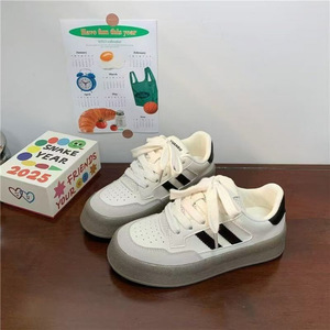 Dexun 2025 printemps nouveau rétro femmes décontracté tout match Ins baskets de sport chaussures blanches améliorant la hauteur avec semelle souple - Product Image 2