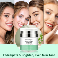 Crème Visage Blanchissante à l'Acide Kojique Hydratante en Profondeur Alpha Arbutine Éclaircit la Peau Unifie le Teint