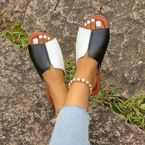 Sandales de plage à bout rond pour femmes européennes et américaines, grande taille, avec boucle de ceinture, couleur unie, pour l'exportation transfrontalière, Wish 883 - Product Image 1