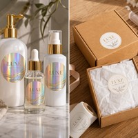 Boîte d'emballage avec étiquette en papier kraft estampée à chaud pour un branding de luxe