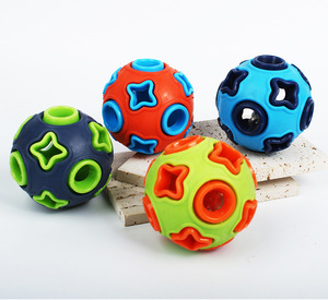 Juguete Masticable para Perros Resistente de TPR con Sonido, Bola Brillante con Campana en el Interior para Limpieza de Molares de Perros Pequeños y Medianos Ciegos - Product Image 4