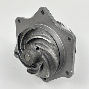 Nouvelle pompe à eau 87841226 82847714 87801641 pour TM115 TM135 TM150 Haute qualité - Product Image 3