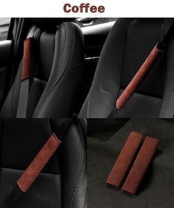 Protecteur de <span class=keywords><strong>sangle</strong></span> de ceinture de sécurité de voiture personnalisé de luxe en Alcantara bleu marine en daim souple et respirant - Product Image 5