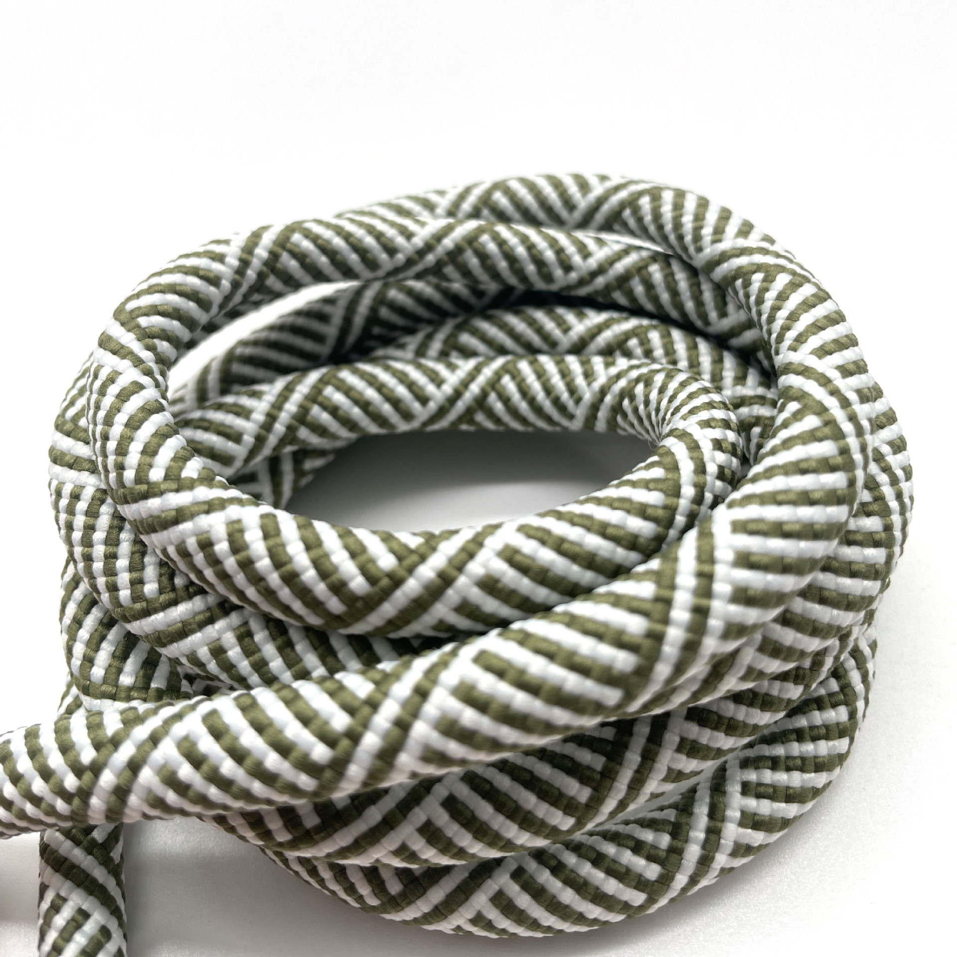 4# Light Green with White