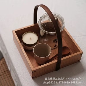 ตะกร้าเก็บของไม้เชอร์รี่ทรงสี่เหลี่ยมพร้อมหูจับสำหรับใช้บนโต๊ะในบ้าน - Product Image 3