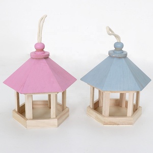 Nichoir en bois d'acacia 100% naturel, <span class=keywords><strong>maison</strong></span> <span class=keywords><strong>de</strong></span> <span class=keywords><strong>repos</strong></span> pour oiseaux en bois, prix raisonnable, décoration d'intérieur - Product Image 1