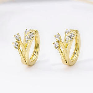 Orecchini E3130 in Oro con Diamanti, Taglio Brillante Rotondo, Colore G, Diamanti Naturali, Gioielli Minimalisti da Donna per Uso Quotidiano - Product Image 6