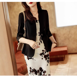 Women's Collarless Blazer Summer Acetate Satin Thin Professional Two Piece Set Solid Color Breathable Pocket Design - Product Image 3