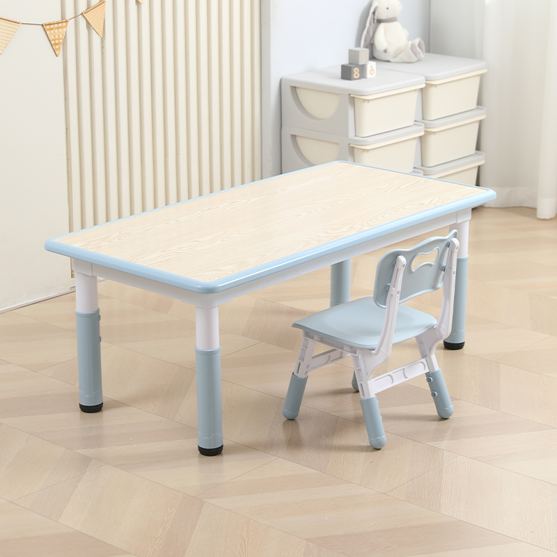 1 table 1 chairs-grain desktop