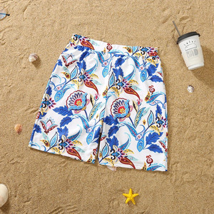 Famiglia abbinata costumi da bagno stampati floreali abiti accoglienti per il tempo di qualità in spiaggia o in piscina - Product Image 3
