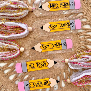 Marcapáginas de Acrílico con Forma de Lápiz <span class=keywords><strong>para</strong></span> Maestros, Marcapáginas Personalizado con Nombre, <span class=keywords><strong>Regalos</strong></span> <span class=keywords><strong>para</strong></span> Maestros - Product Image 1
