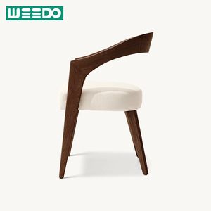 Investissez dans des ensembles de tables <span class=keywords><strong>et</strong></span> de <span class=keywords><strong>chaises</strong></span> en chêne de qualité supérieure, directement de l'usine, conçus pour les salles à manger, les salons <span class=keywords><strong>et</strong></span> les espaces extérieurs. - Product Image 4