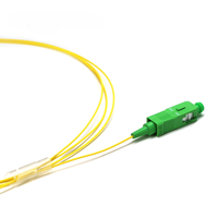 Cable de Comunicación de Red de Fibra Óptica Simplex LC APC Monomodo G652D Estable y Confiable, con Cubierta de PVC/LSZH >70N
