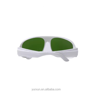 Professional Grade <strong>IPL</strong> Protective <strong>Glasses</strong> with High Glare Reduction for Clinical Safety - Product Image 2