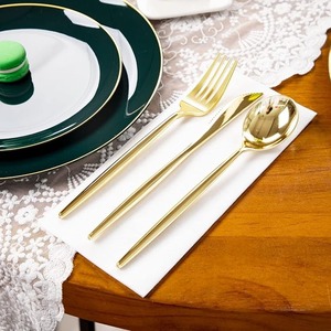 Services de vaisselle jetables en plastique <span class=keywords><strong>vert</strong></span> avec bord doré, assiettes peintes à la <span class=keywords><strong>main</strong></span> anti-fuite pour mariages et fêtes - Product Image 6
