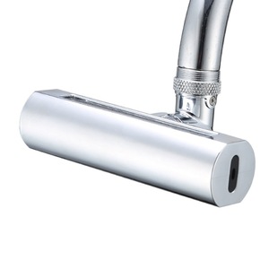 Aérateur de Robinet de Cuisine Chromé en Alliage de Zinc avec Prolongateur de Robinet Rotatif et Amplificateur de Pression – Design Contemporain - Product Image 1