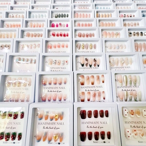 Fournitures pour ongles en gros, emballage en boîte, ongles press-on faits main de haute qualité avec motifs, ongles press-on faits à la main - Product Image 1