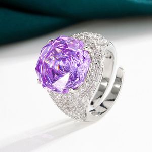 Anillos de Moda Ecológicos de Cobre con Circonita Cúbica Rosa de 14 mm, Anillos Grandes y Coloridos para Eventos - Product Image 4