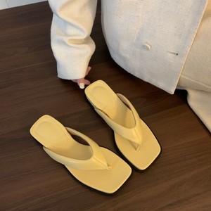 Nouvelles sandales plates décontractées japonaises style niche pour <span class=keywords><strong>femme</strong></span>, légères et idéales pour l'été - Product Image 3