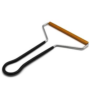 Eliminador de pelusa portátil de metal para mascotas - Product Image 1
