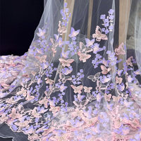 Spot simple face lait soie 3D papillon dentelle femmes robe robe de soirée maille tissu de broderie tridimensionnel