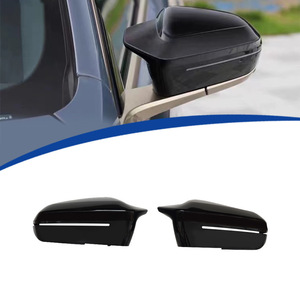 Cubiertas de Espejos para BMW Serie 5 G60, Negro Brillante, Tipo Adhesivo, Juego Completo - Product Image 1