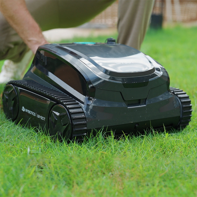 Durable High-Efficiency Wireless Robotic Swimming Pool Cleaner with Powerful Suction and Smart Navigation