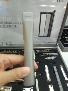 Manija Moderna de Fluorocarbono Maitos FX8868 para Cerradura de Ventana Abatible con Fácil Instalación y 5 Años de Garantía - Product Image 2