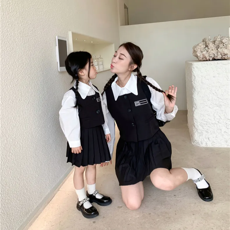 College Style Family Matching Outfit Infant Baby Girls Vest Blouse With Pleated Skirt Mommy And Me Korean Clothes Set