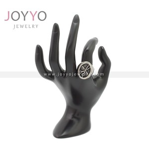 Anillo de Sello Único <span class=keywords><strong>para</strong></span> Estilistas, Anillo de Acero Inoxidable con Peine y Tijeras <span class=keywords><strong>para</strong></span> Hombres y Mujeres, Anillos Punk <span class=keywords><strong>para</strong></span> Motociclistas, Joyería, el Mejor <span class=keywords><strong>Regalo</strong></span> <span class=keywords><strong>para</strong></span> un <span class=keywords><strong>Amigo</strong></span> - Product Image 5