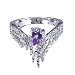 Anello di fidanzamento a goccia per donna, elegante gioiello da dito per matrimonio - Product Image 1