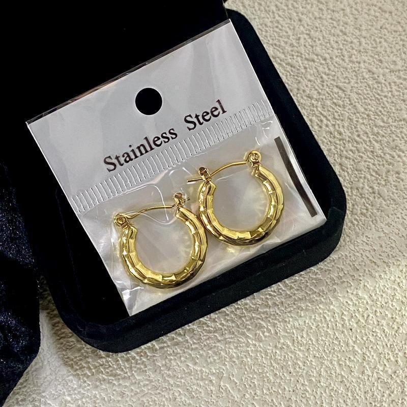 Pendientes de oro 16