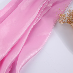 Đảm Bảo Chất Lượng 80gsm Trọng Lượng Nhẹ Thân Thiện Với Môi <span class=keywords><strong>Polyester</strong></span> Organza Satin Vải Lụa Sáng Voan Cho Phù Hợp Với Trong Kho Các Mặt Hàng - Product Image 5