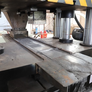 บล็อกเลียเกลือ400ตันสี่คอลัมน์แบบกดไฮดรอลิกบล็อกการเลียเกลือของสัตว์ - Product Image 4