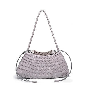 กระเป๋าสะพายข้างผู้หญิงสุดฮิต สไตล์ฝรั่งเศส กระเป๋าถือสานลายตะกร้าผัก กระเป๋าสะพายไหล่แฟชั่นเก๋ไก๋  กระเป๋าใต้วงแขนสำหรับสาวๆ - Product Image 3